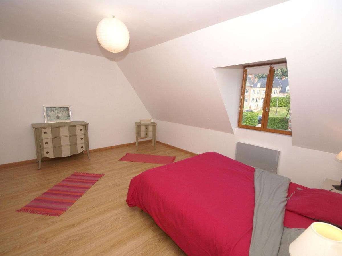 Classic Cottage In Le Bourg-Dun With Garden Екстер'єр фото